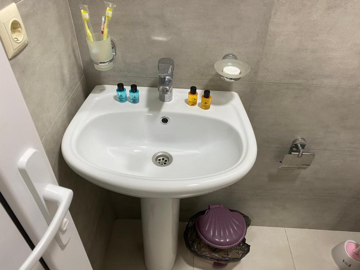 Nira Hotel 高尼奥 外观 照片